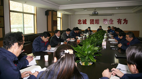 西安煤機(jī)公司開展“假如沒有陜煤化集團(tuán)強(qiáng)大支持，重裝集團(tuán)怎么辦”大討論活動(dòng)